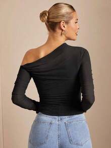 Camiseta Ajustada De Malla Transparente Con Cuello Asimétrico Y Fruncido Para Mujer - Negro - Ver 2