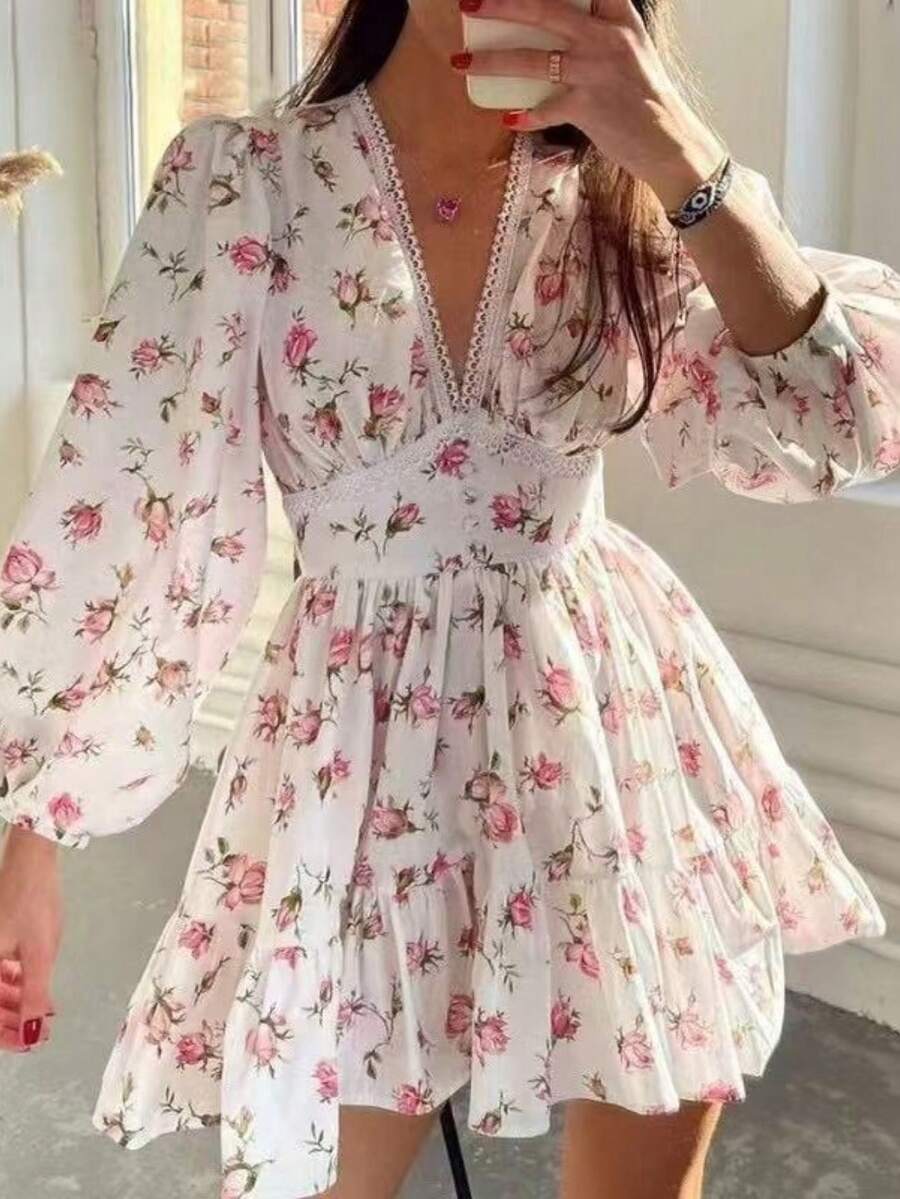 Short Dress With Printed Lace V-Neck, Sweet And Elegant European Style, New Spring Collection For Women - Pink - View 1