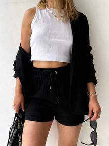 Las mujeres de dos piezas de tela arrugada solapa camisa de manga larga de cintura alta cordón pantalones cortos de gran tamaño de la moda traje casual - Negro - Ver 2