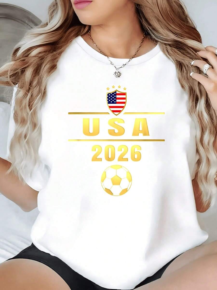 Shield With United States Flag Accompanied By Five Gold Stars And A Soccer Ball Under The Text USA 2026 Symbolizing Sporting Passion And National Pride. Women's Casual Modern Comfortable T-Shirt For Everyday Wear - 白色 - 查看 1