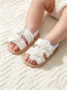 Toddler Girls' Summer Outdoor Non-Slip Flat Sandals With 3D Flower Decor - White - View 13