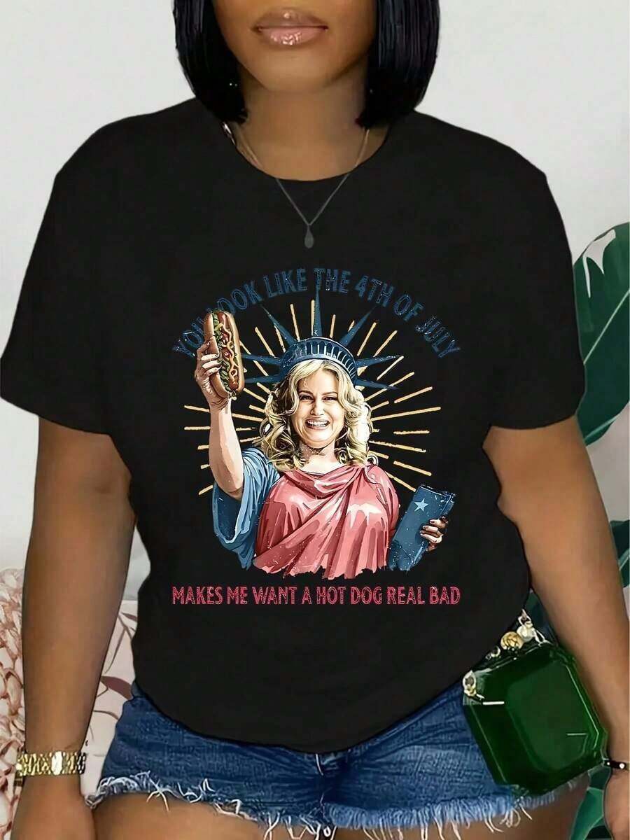 Camiseta GraphicPlus de talla grande para mujer con diseño de la bandera estadounidense, suave y elástica, de cuello redondo y manga corta, ropa deportiva casual para primavera y verano, uso diario para damas, corte relajado, lavable a máquina, estilo casual para todas las estaciones, ideal para el Día de la Independencia. - Negro - Ver 1