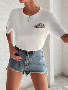 Y2K Style, Fashionable Style, 2026 Newest, Cute Style, Casual Style. Women's Casual Summer Short-Sleeved T-Shirt With Floral Embroidery 180g (S-XXXL) - 白色的 - 查看 3