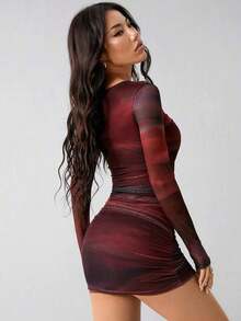 Vestido mini ceñido de mujer con estampado de teñido anudado y drapeado - Rojo - Ver 2