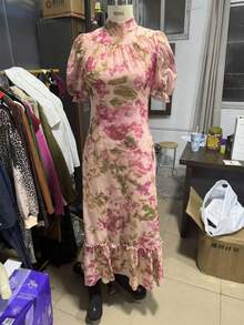 2026 New Long Cropped Dress With French Bubble Sleeve Print Fashion Pleated Dress - 粉色 - 查看 3