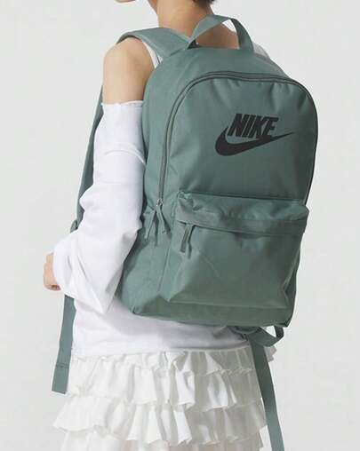  Túi xách Nike Heritage 21L thời trang, nhẹ, kiểu dáng balo vải, cỡ thường, unisex, kiểu đôi.