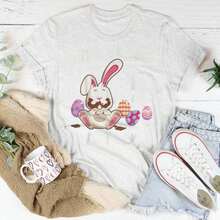 Women's T-Shirt With Print Of A Rabbit Eating Chocolate Eggs: I Would Trade My Wife For Easter Sweets - Short Sleeve T-Shirt - 白色 - 查看 3
