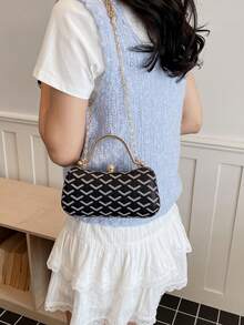 Bolso de mano de estilo retro coreano con patrón geométrico, diseño de cadena de metal, elegante para citas, bodas, versátil como bolso de mano y de hombro - Negro - Ver 7