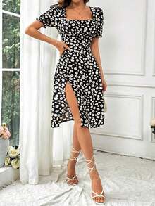 Vestido de manga corta con cuello cuadrado de estampado aleatorio para uso diario sencillo, atuendo de vacaciones y playa para mujeres - Negro - Ver 5