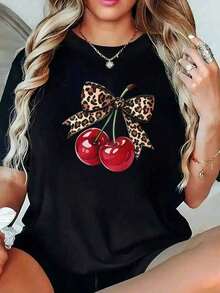 Under The Radar Women's 100% Cotton T-Shirt With Cherry And Bow Print, Black, Cherry And Leopard, Crew Neck, Versatile, Machine Washable, Comfortable, For Everyday Wear, Casual, Sporty, Summer Essential - Unisex Vintage Urban Style, Loose Fit Short Sleeve Cotton Crew Neck T-Shirt - 黑色 - 查看 1