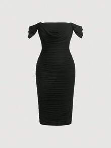 Vestido ajustado de hombros descubiertos fruncido - Negro - Ver 5