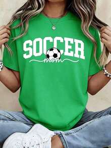 Women's "Soccer Mom" T-Shirt - Graphic T-Shirt With Soccer Ball Design, Loose Fit Casual Top For Soccer Fans, Perfect Gift For Moms And Sports Lovers, Spring/Summer Clothing, Excellent Gift For Her, Women's Printed Short Sleeve Casual T-Shirt, Fashionable Blouses For Summer And Autumn. - 綠色 - 查看 1