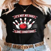 One Classic And Versatile Piece, A Pure Cotton Short-Sleeved T-Shirt Ideal For Any Season, Featuring A Feminine "Not My Fault" Bowling Ball Print, In A Modern Style. - 黑色 - 查看 2