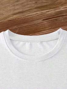 Regalo del Día de la Madre Ropa de Verano para Mujer Camiseta de Talla Grande para Mujer con Estampado de Silueta de Corazón Mamá+Yo y Padre, Cuello Redondo, Manga Corta, Estilo Casual, Top Versátil de Moda Vintage para Desplazamientos, Vacaciones y Uso Diario, Disponible en 1XL-5XL - [Blanco] - Ver 3