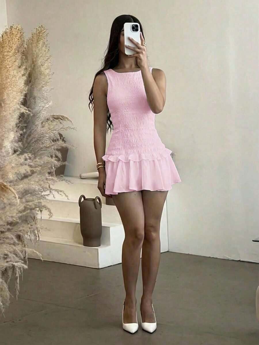 Bello Vestido mini de mujer de punto con volantes en el bajo y sin mangas de un solo color - Rosa - Ver 1
