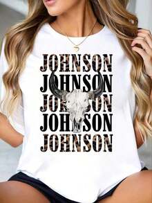 Camiseta Moderna Minimalista para Mujer con Cuello Redondo y Estampado de Calavera de Toro y Texto de Johnson en las Mangas para Uso Casual Diario - Blanco - Ver 7
