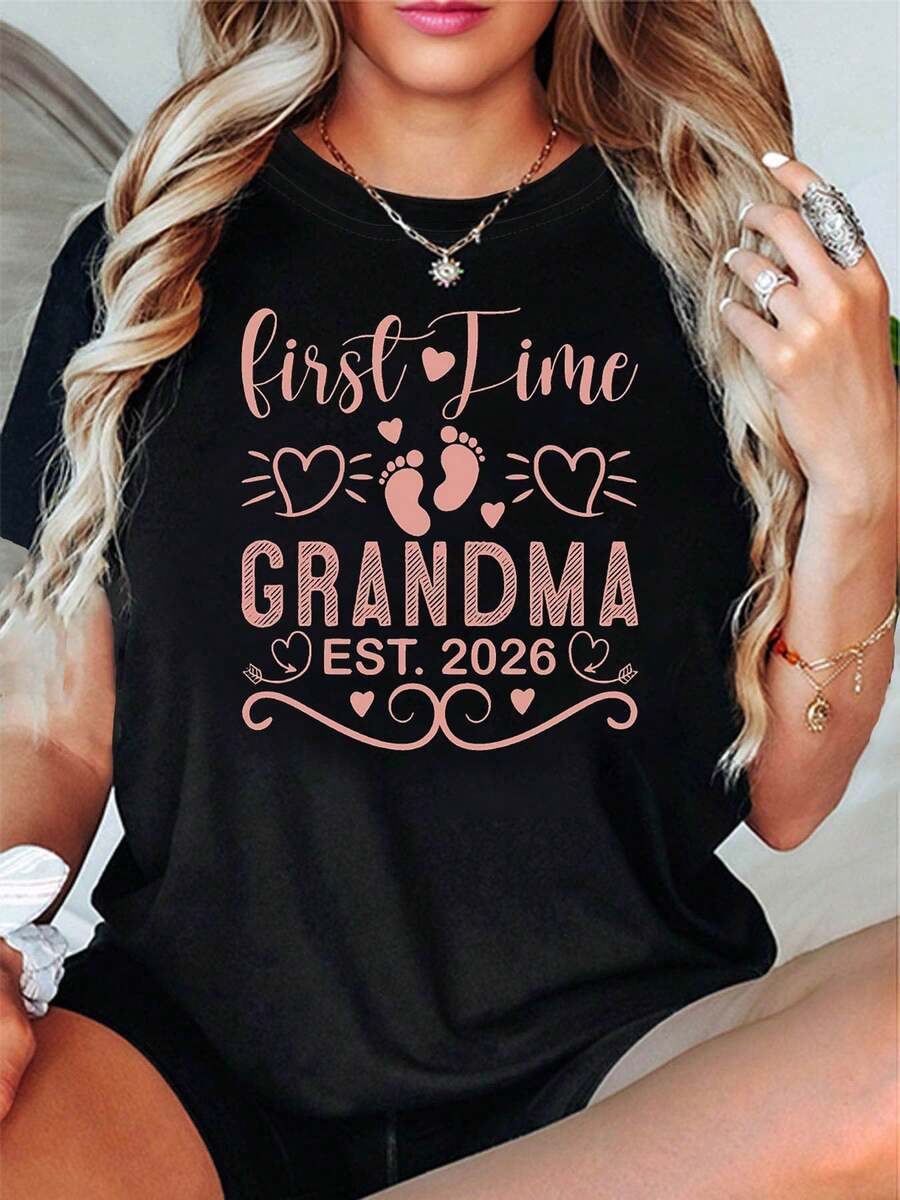 Lightweight And Breathable Women's T-Shirt With A Footprint Print, Featuring A Warm Design, Specially Designed For New Grandmothers, Perfect For Casual Gatherings And Everyday Wear. Ideal For Layering In Spring And Fall Outfits. - 黑色 - 查看 1