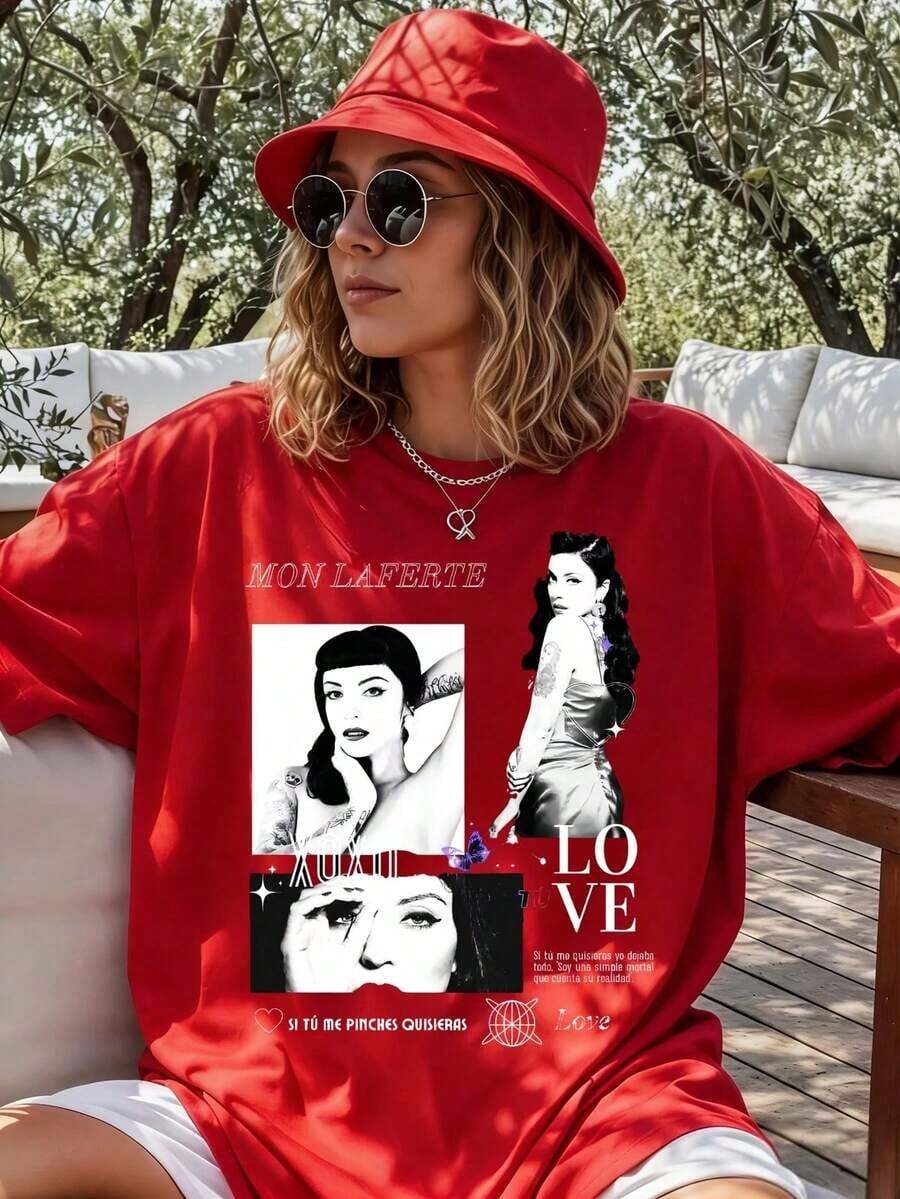 Premium Mon Laferte Si Tú Me Quisieras Vintage Collage T-Shirt - Latin Music Fan Graphic Tee. Women's Fashionable Casual T-Shirt With Creative Print, Short Sleeve, Round Neck, For Spring And Summer. Festive Celebration Shirt, Party Wear Top, - 紅色 - 查看 1