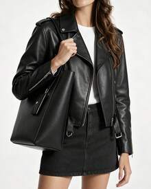 Michael Kors Vincent 女士斜挎包，带零钱包、可调节肩带、手提包 - 黑色1 - 查看 6