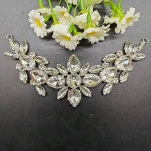 Luxury DIY Friendly Symmetrical Curved V Shape Multi Shape Clear Crystal Rhinestone Applique Patches Exquisite Embellishments For Wedding Dresses Evening Gowns Bridal Sashes Prom Dresses Party Outfits Stage Wear Costumes Belts Bags Shoes Hair Accessories Handmade Crafts Garment Embellishment Clothing Decoration Event Decorations Handmade Gifts Costume Design DIY Projects Jewelry Making Craft Supplies - 1pc - View 13