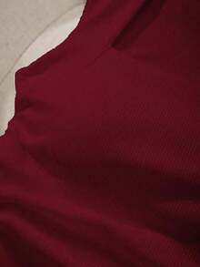 Camiseta sin tirantes con cuello cuadrado, cintura fruncida y sujetador acolchado sin aros - Burdeos - Ver 4