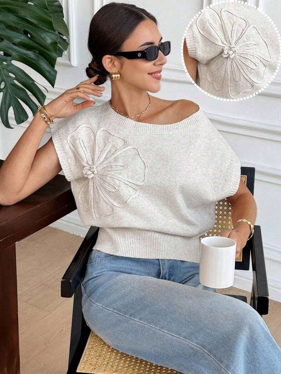 Suéter casual de manga corta con cuello asimétrico y aplicaciones florales para mujer - Albaricoque - Ver 1