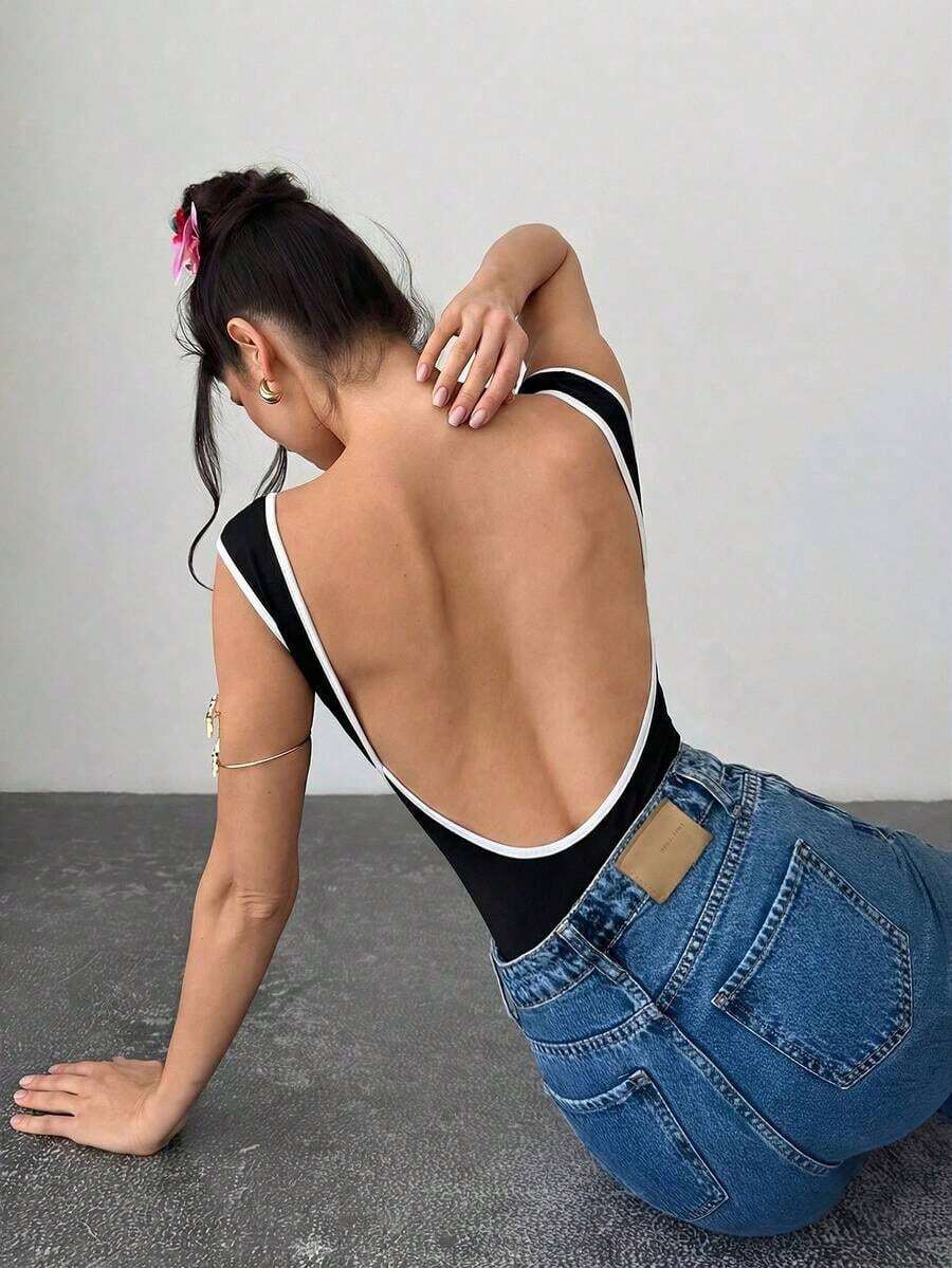 Body de unicolor con escote pronunciado y espalda descubierta, sexy y versátil para vacaciones y fiestas - Negro 3 - Ver 1