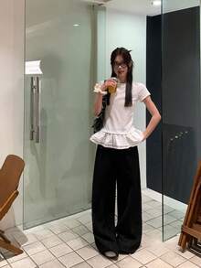 レディース トップス 半袖 Tシャツ カットソー 裾フリル ペプラム 重ね着風 レイヤード 配色 バイカラー 体型カバー お腹周りカバー 着痩せ 華奢見え 大人可愛い フェミニン 韓国ファッション きれいめ カジュアル ガーリー モノトーン デート 女子会 通勤 オフィスカジュアル ワンマイルウェア 20代 30代 40代 クルーネック 春 夏 柔らかい 通気性 デザイントップス 細見え 脚長効果 - ブラック - チェックする 3