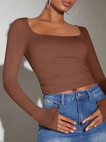Camiseta crop de cuello cuadrado fruncido lateral - Óxido marrón - Ver 5