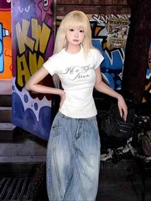 Tシャツ レディース 半袖 タイト ショート丈 クロップド丈 トップス ラインストーン ロゴ 英字 ビジュー カットソー 黒 ブラック ギャル Y2K ストリート系 韓国 ファッション セクシー 着痩せ 細見え 腹出し クルーネック 丸首 ライブ フェス イベント クラブ 衣装 派手 華やか ストレッチ 伸縮性 夏服 カジュアル 大人可愛い ヘソ出し ダンス 10代 20代 春夏 スポーティー クール きれいめ 細身 ボディコン スリム フィット ボディライン 美シルエット シワになりにくい アメカジ コンパクト ベーシック ティーシャツ 夏 - ホワイト - チェックする 6