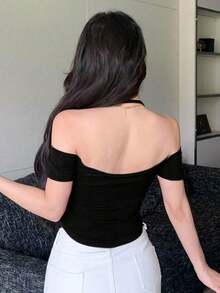1 pieza Camiseta de manga corta ajustada con cuello anudado y hombros descubiertos para salidas de verano, Crop Tops para mujeres - Negro - Ver 2