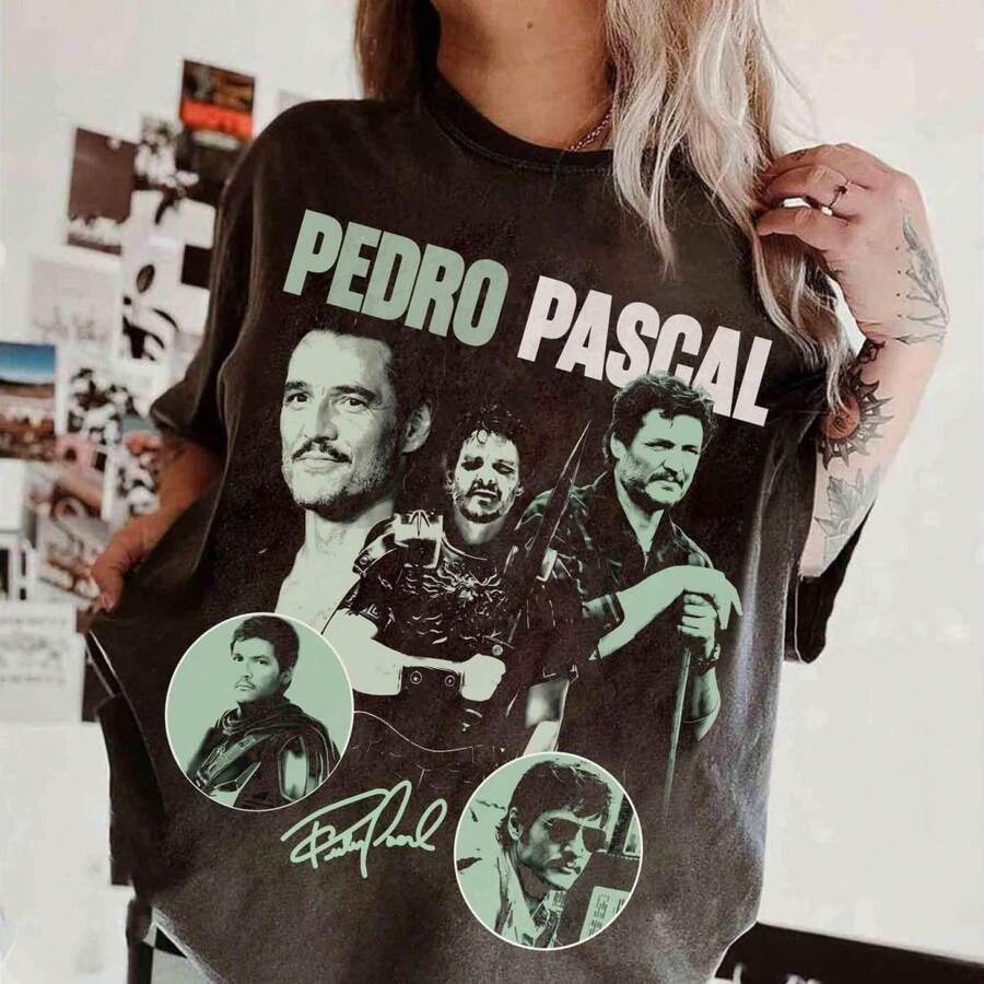 Pedro Pascal Pink Mandalorian Stic Four Vintage T-Shirt, Retro Pedro Pascal Shirt, Pedro Pascal - màu đen - Xem 1
