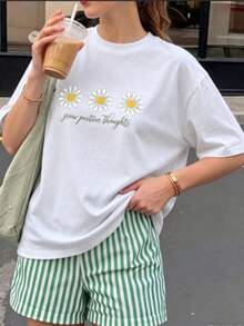 No es un conjunto, los pantalones son solo para referencia de combinación. Camiseta estampada de manga corta con cuello redondo para mujer. Perfecta para citas, desplazamientos diarios y salidas informales. Diseño clásico minimalista de cuello redondo, fácil de combinar y adecuado para todo tipo de cuerpo. - Blanco - Ver 12