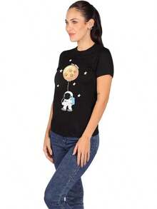 Aditivo Playeras Estampadas Mujer, con Diseño Espacial Astronautas, Playera de Manga Corta Cómoda y Casual. - Negro - Ver 2