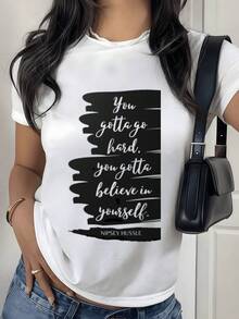 Frase inspiradora que transmite motivación y confianza en uno mismo con estilo moderno y tipografía artística ideal para resaltar una actitud positiva camiseta de mujer casual blanca combinable con jeans o falda - Blanco - Ver 8