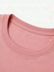 Impala 1 Unisex Printed Loose Fit T-Shirt. Modern Minimalist Style. Gym Attitude Girl Dumbbell. Suitable For Occasions Such As Summer Vacation, Halloween, And Mexican Independence Day. With Pink Pattern. - 紅色 - 查看 3