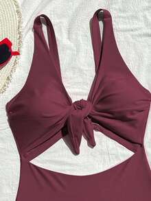 Swim Vcay Traje de baño de una pieza de unicolor negro elegante sin mangas, de cintura alta y con tirantes ajustables, para primavera/verano 2026 - Burdeos - Ver 6