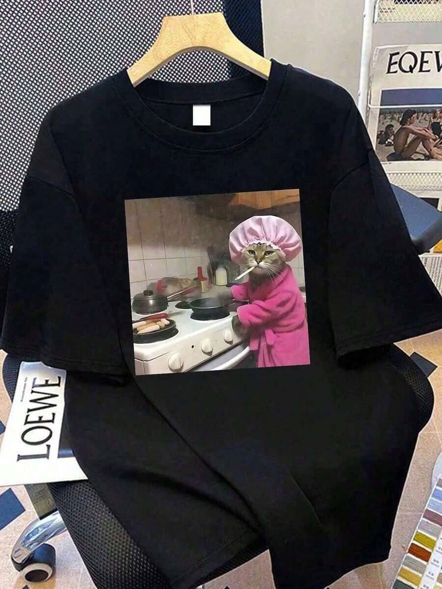 Women's Plus Size T-Shirt With A Fun Chef Cat Graphic, Casual Summer Top, Suitable For Everyday Wear, Going Out, Parties, School, Music Festivals, Vacations, And Everyday Wear. It Can Be A Gift For Family, Boyfriend, Girlfriend, Or Friends. Summer Clothes For Girls In Black. - 黑色 - 查看 1