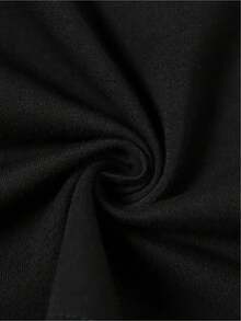 Camiseta casual de manga corta para mujer, con un bonito diseño de estampado de vaca, es ligera y transpirable, perfecta para relajarse en casa o en una cafetería. Disponible en negro, ofrece una opción cómoda para el uso diario. Para mujeres. - Negro - Ver 4