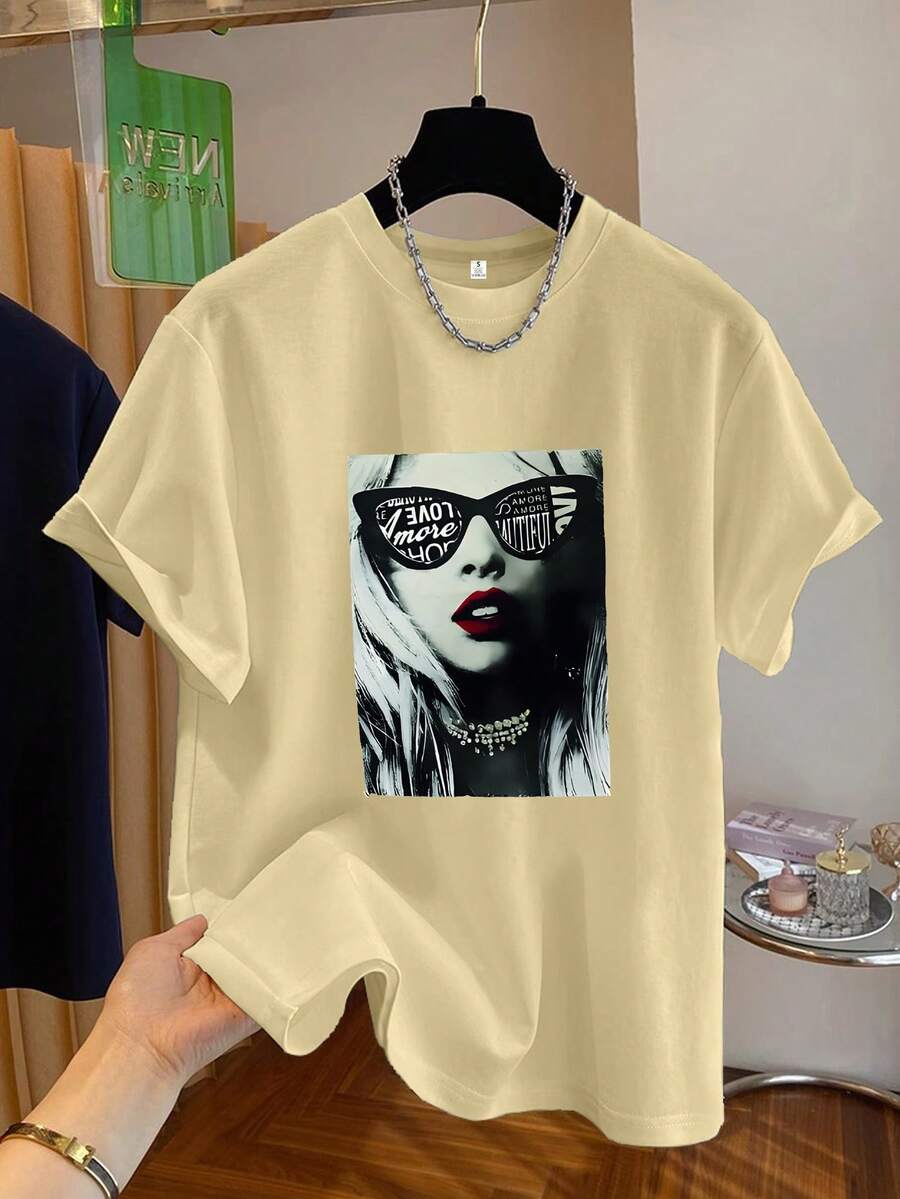 Fashionable Women's T-Shirt With A Circular Print, Soft And Versatile, Featuring Stylish Graphics Of Feminine Characters, Short Sleeves And Comfortable, Ideal For Casual Wear, A  Top For All Seasons - [淺黃色] - 查看 1