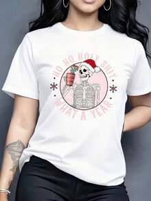 Una elegante camiseta de mujer con diseño navideño con estampados únicos, hecha de suave y cómodo 100% puro con mangas cortas.Es sencillo pero de moda, perfecto para looks casuales y elegantes.un elemento esencial para las mujeres de moda durante el - Blanco - Ver 1
