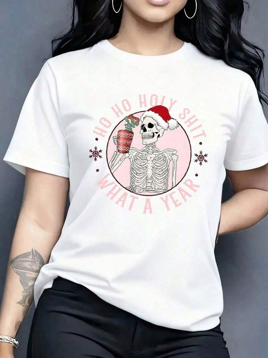 Una elegante camiseta de mujer con diseño navideño con estampados únicos, hecha de suave y cómodo 100% puro con mangas cortas.Es sencillo pero de moda, perfecto para looks casuales y elegantes.un elemento esencial para las mujeres de moda durante el - Blanco - Ver 1