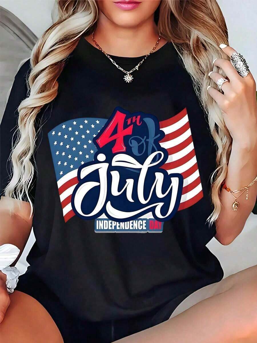 Plus Size Women's 4th Of July Themed T-Shirt - Featuring An American Flag Design, This Casual Black Short-Sleeve Crew Neck T-Shirt Is Suitable For Summer Events, Barbecues, Parades, And Picnics. It's An Easy-To-Wash Independence Day Garment. - 黑色 - 查看 1