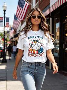 "Chill The Fourth Out Duck Patriotic USA" Crew Neck T-Shirt For USA Independence Day, Women's Summer Casual Graphic Tee, Clothing For The 4th Of July Celebration. - 白色 - 查看 3