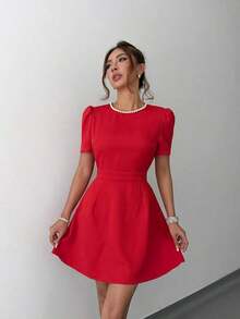 2026 Nuevo vestido blanco elegante y minimalista francés de primavera/verano con cintura estilizadora, decoración de perlas y lazo en la espalda, para el Día de San Valentín; Vestido rojo elegante con cintura ceñida, mangas cortas, lazo en la esp - Rojo - Ver 6