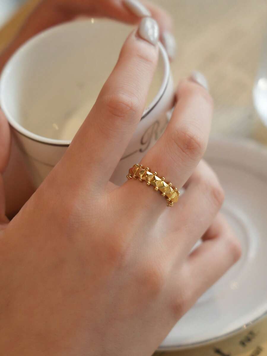 Stainless Steel Ring, Fashionable Minimalist Design, Versatile Band - Golden 5 - View 1