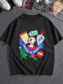 El estampado muestra un personaje femenino alegre rodeado de regalos y adornos festivos con mensaje divertido que transmite emoción por la sorpresa, perfecta para celebrar con buen humor y energía positiva, camiseta de mujer  cómoda y casual para uso diario - Negro - Ver 3