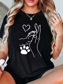 The Warm Bond Between Humans And Pets: Fashionable Plus Size Casual T-Shirt For Women, Round Neck, Spring/Summer, With Prints Of Hands, Paw Prints And Hearts. - 黑色 - 查看 1