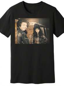 T-shirt retrò "What We Do in Shadows" per uomo e donna - 100% cotone morbido, unisex, con l'iconica stampa di Laszlo, casual streetwear, regalo ideale per i fan, lavabile in lavatrice, perfetta per l'uso quotidiano e per tutte le stagioni (vestibilità regolare), ampia e comoda, stile y2k. - Indietro - Visualizzare 1