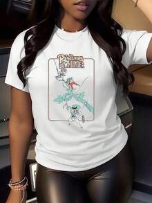 Fun Illustration With Brave, Adventurous Mice Helping Each Other Among Giant Leaves That Symbolize Friendship, Teamwork, Hope, And Courage In Every Challenge. Comfortable And Casual Women's T-Shirt For Everyday Wear. - 白色 - View 2